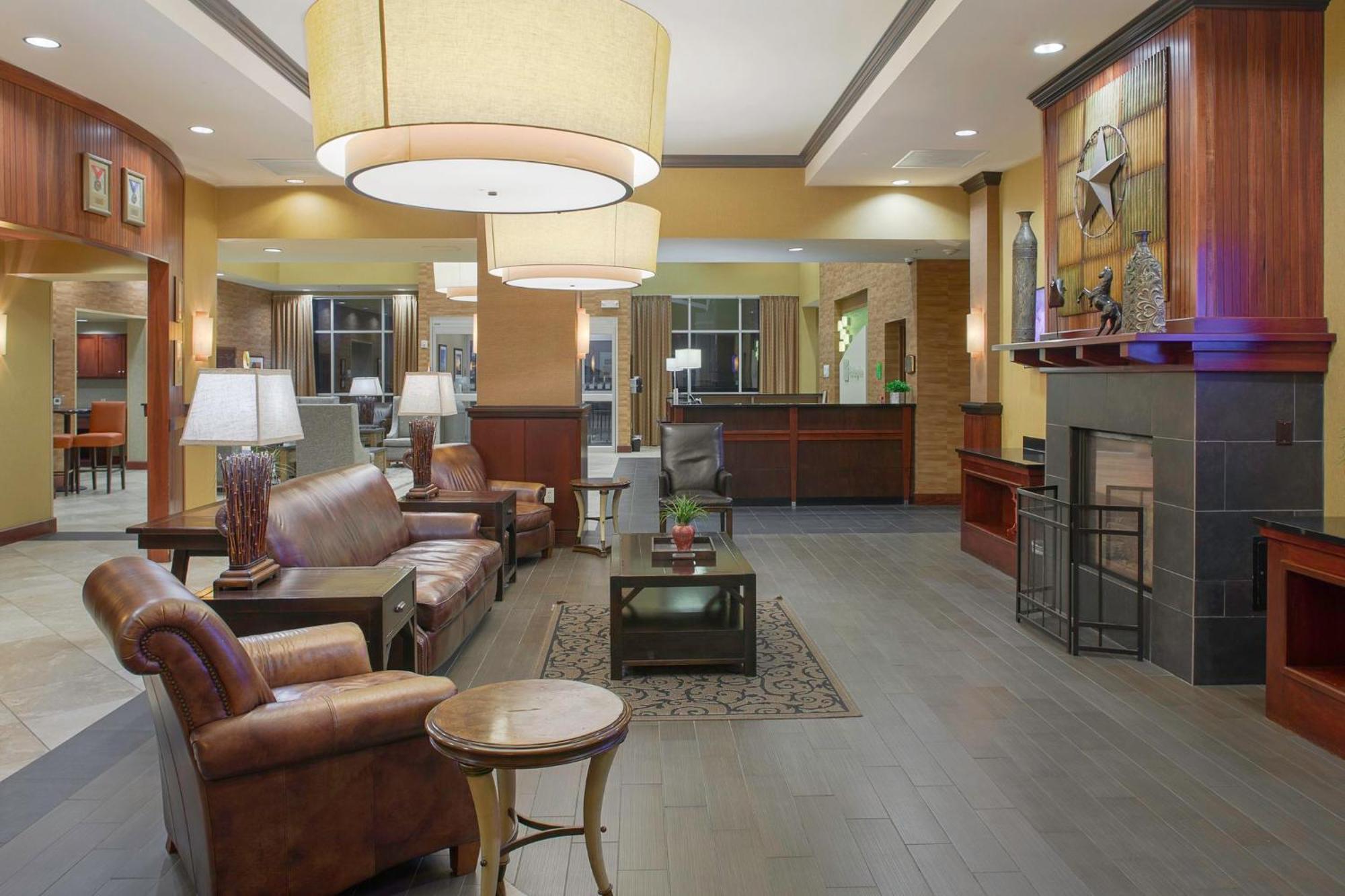 Holiday Inn Ardmore By Ihg Εξωτερικό φωτογραφία
