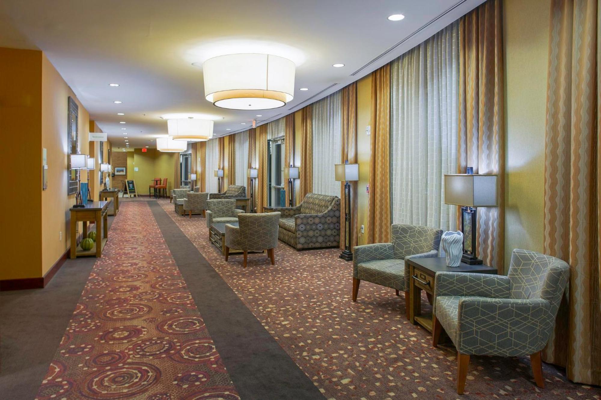 Holiday Inn Ardmore By Ihg Εξωτερικό φωτογραφία